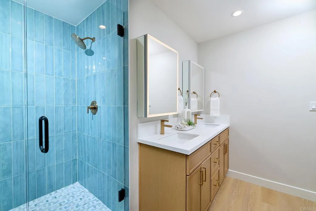 https://cdn.realtyfeed.com/cdn/127/306747216/9f70c5d4638e7c0bc07d8a18ad6c2cae.webp