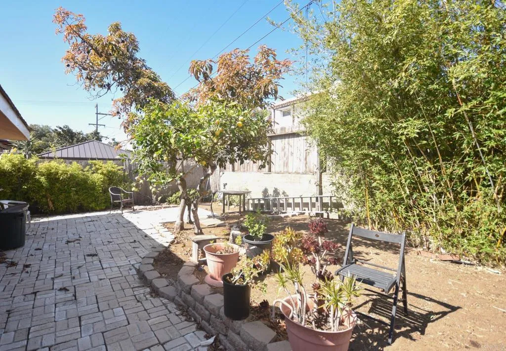 https://cdn.realtyfeed.com/cdn/127/306747218/6e8f6e1fc35e28567c2b4e42c8459bdf.webp