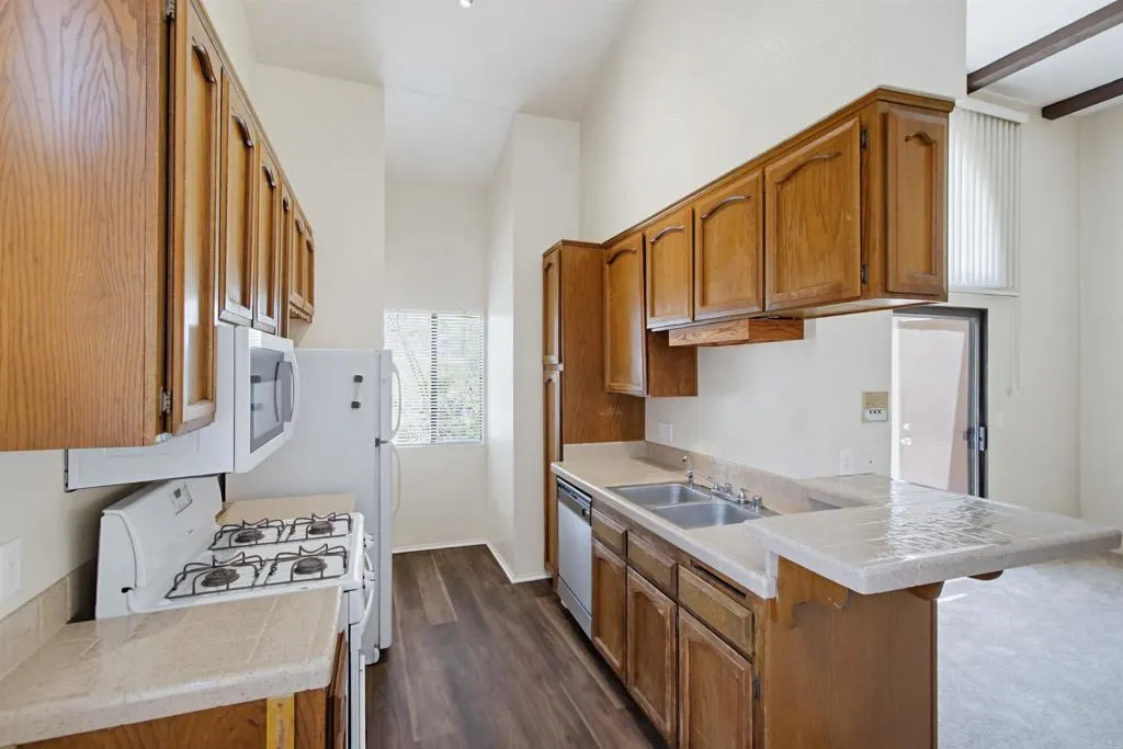 Photo #12: PTP2604685 Listing: Photo #12