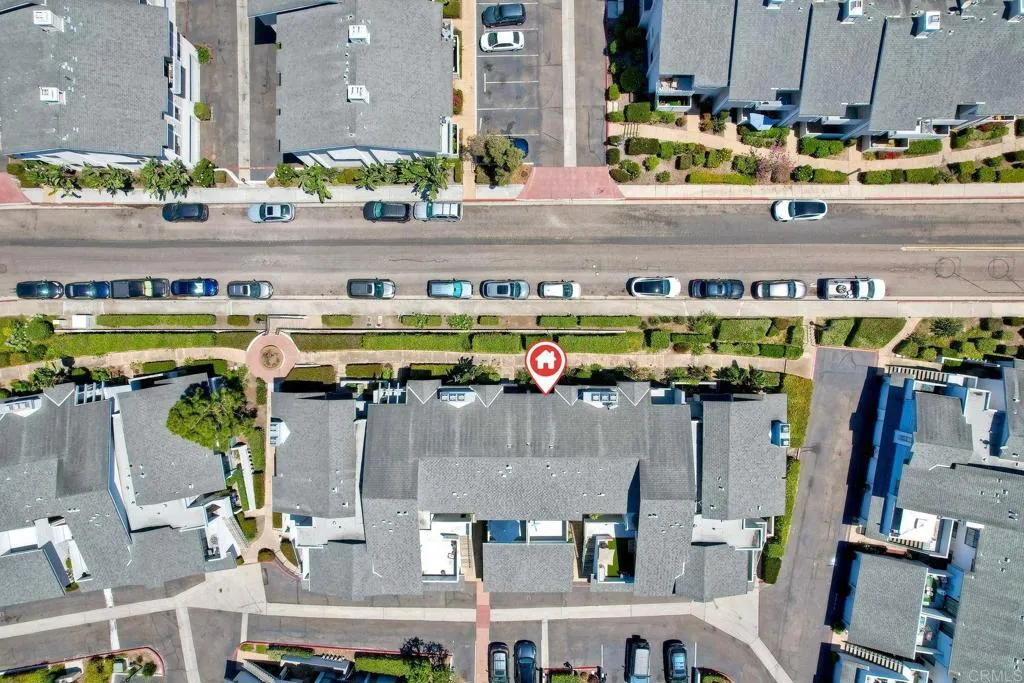 https://cdn.realtyfeed.com/cdn/127/306747220/5cb08a087fbd302ee4c4ef65d9f8425d.webp