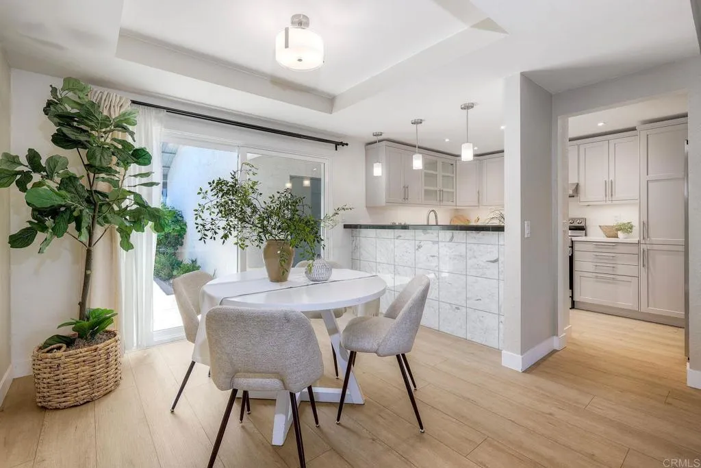 https://cdn.realtyfeed.com/cdn/127/306747220/68101770909b4265405370df060e7672.webp
