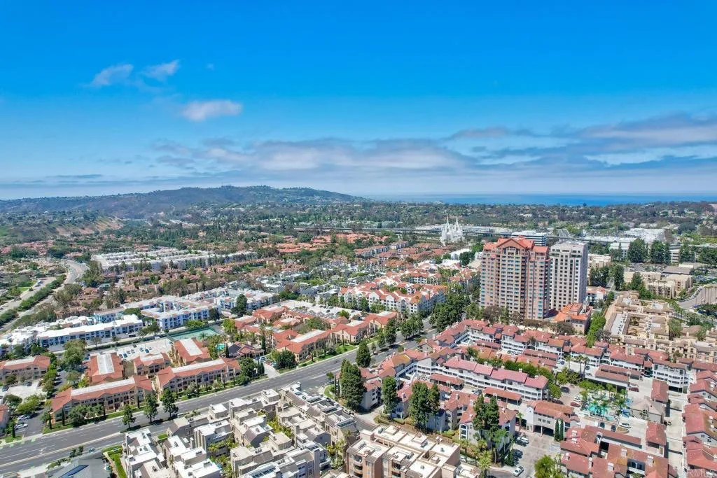 https://cdn.realtyfeed.com/cdn/127/306747220/a53c8e399fa54c5b5be822976e897f58.webp