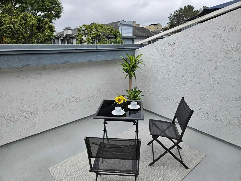 https://cdn.realtyfeed.com/cdn/127/306747220/bdf4d589d854d9106e395bf1f2ed70d4.webp