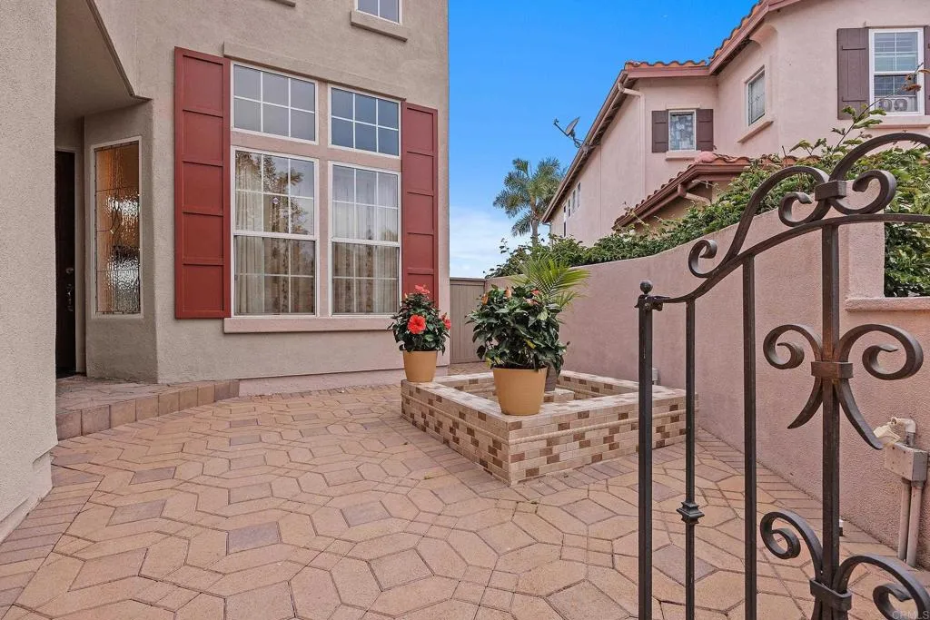 https://cdn.realtyfeed.com/cdn/127/306747224/427ac61f4fd38e34b467b798a31516c0.webp