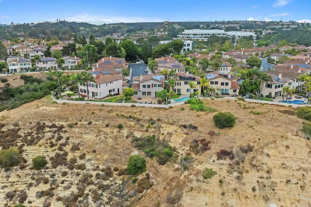 https://cdn.realtyfeed.com/cdn/127/306747224/72d64647c4c704f32b6b021bab59a71c.webp
