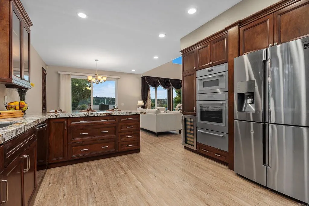 https://cdn.realtyfeed.com/cdn/127/306747224/d8062ead838883ab65169385fce5705b.webp