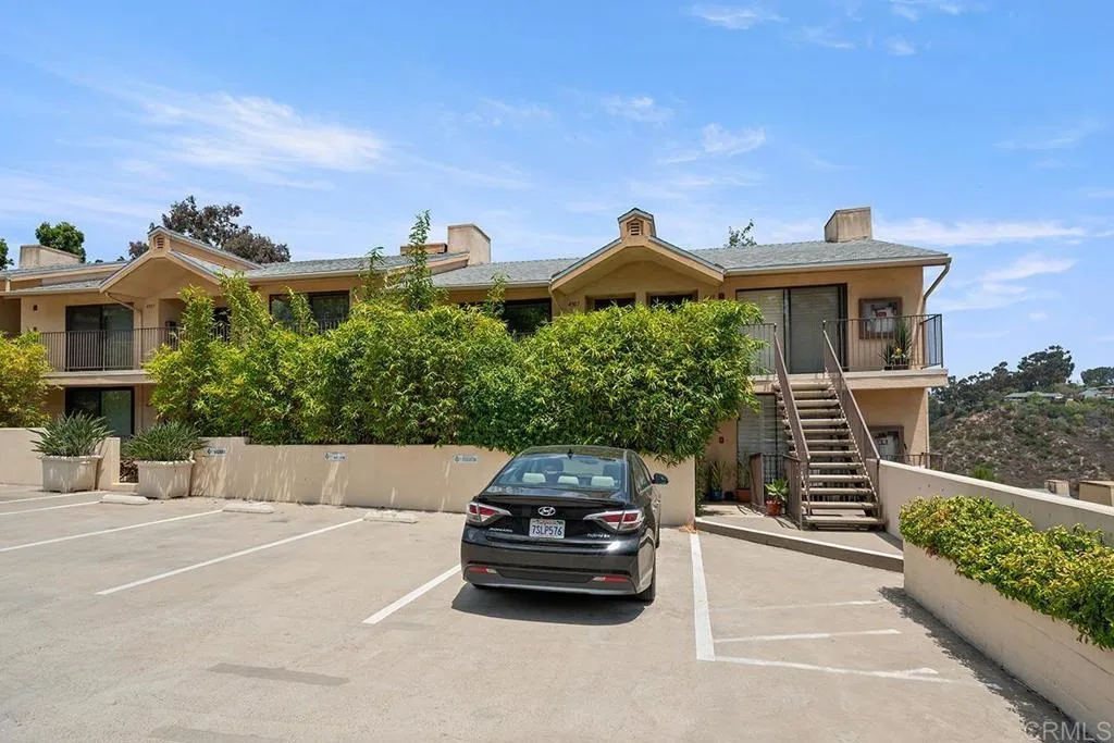 https://cdn.realtyfeed.com/cdn/127/306747238/01d33a175da4a658f2d466a44756c7d4.webp