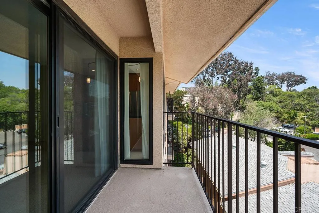 https://cdn.realtyfeed.com/cdn/127/306747238/1a5e2e6d1ad3b67d554c0a077f4f6fc5.webp