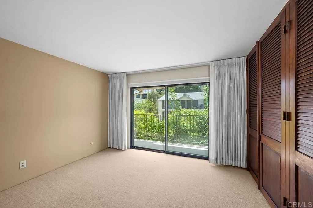 https://cdn.realtyfeed.com/cdn/127/306747238/ba6cfafd6253a54cc6aa2a2f9663c009.webp