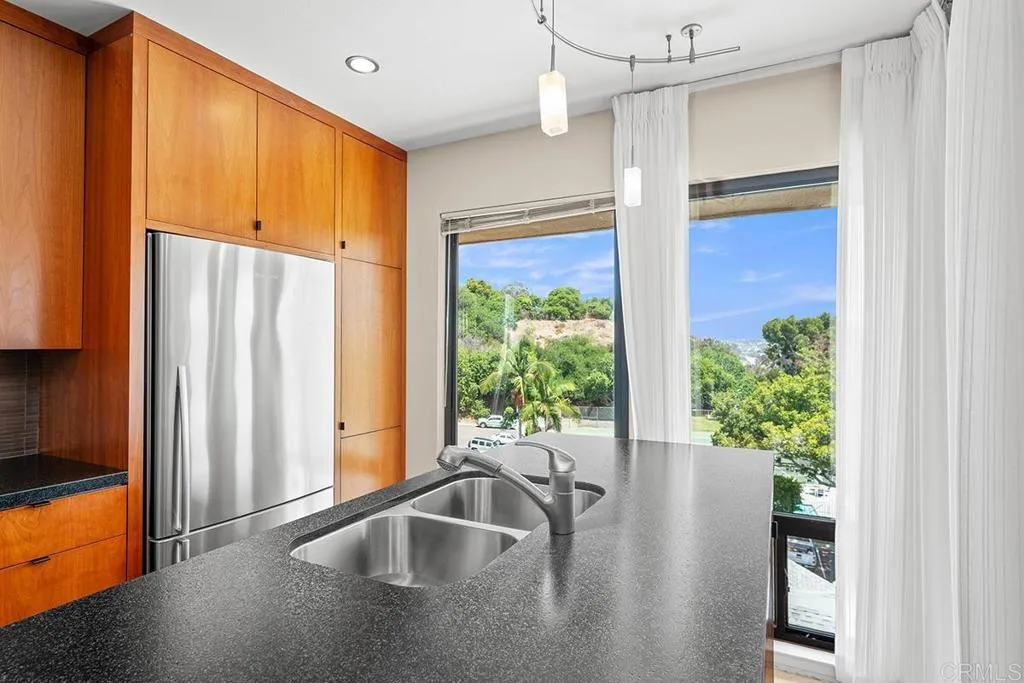 https://cdn.realtyfeed.com/cdn/127/306747238/bc3463eb375fe8528665531a6e54d216.webp