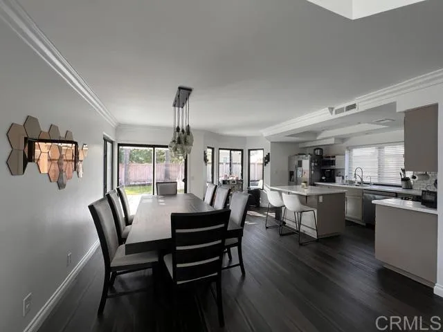 https://cdn.realtyfeed.com/cdn/127/306747271/4a7d233d2a48370427a8ac3cc726a800.webp