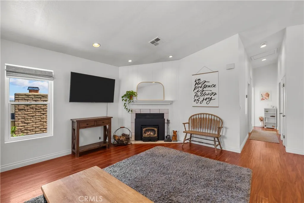 284 Heavenly Valley, Newbury Park, CA 91320 - Photo 4 of 24, Newbury Park, CA