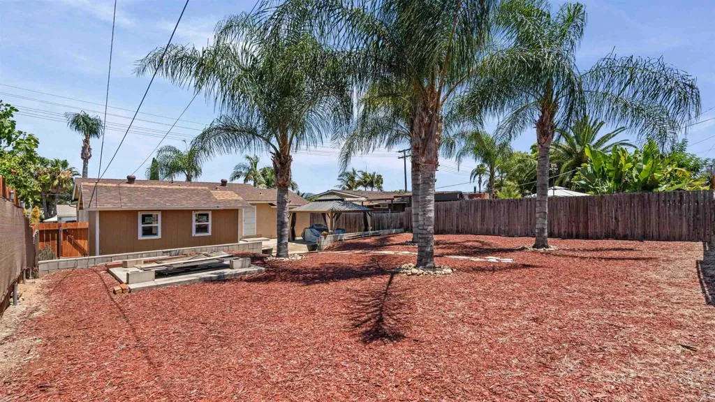 https://cdn.realtyfeed.com/cdn/127/306747311/100ceadd5fc1f38e6e155848e14cc4b4.webp