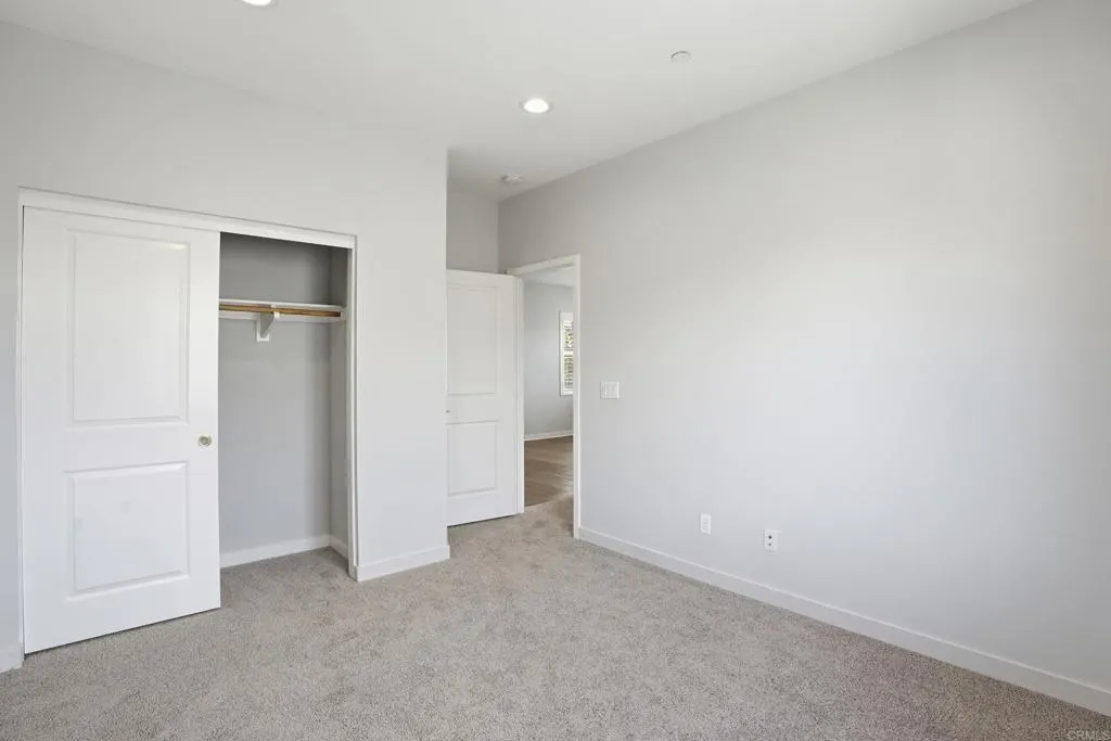 https://cdn.realtyfeed.com/cdn/127/306747312/15ea51fdf65e41e95acde93acb84f2a7.webp