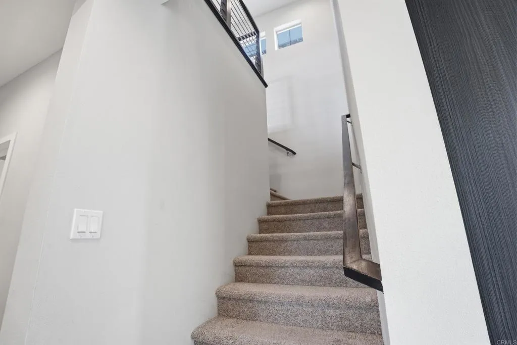 https://cdn.realtyfeed.com/cdn/127/306747312/1b5e4e919ddab280df0bff21b4a3a9c2.webp