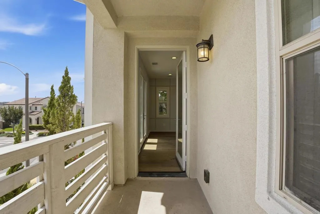 https://cdn.realtyfeed.com/cdn/127/306747312/30ec711ccdab51afbf9bc98c73f55ef4.webp