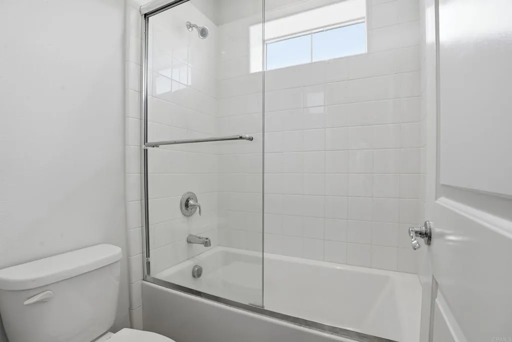 https://cdn.realtyfeed.com/cdn/127/306747312/c063d8ffcf96091a711b69a343ea75f4.webp
