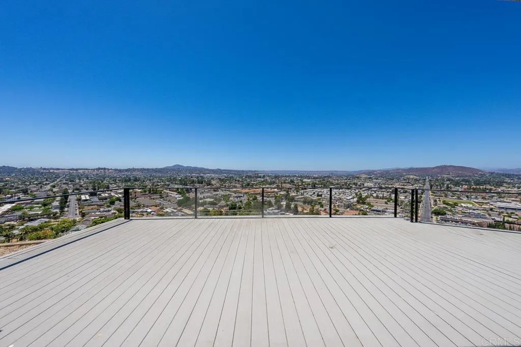 https://cdn.realtyfeed.com/cdn/127/306747377/09212e708cb2ce68cac4e04e85b3f443.webp