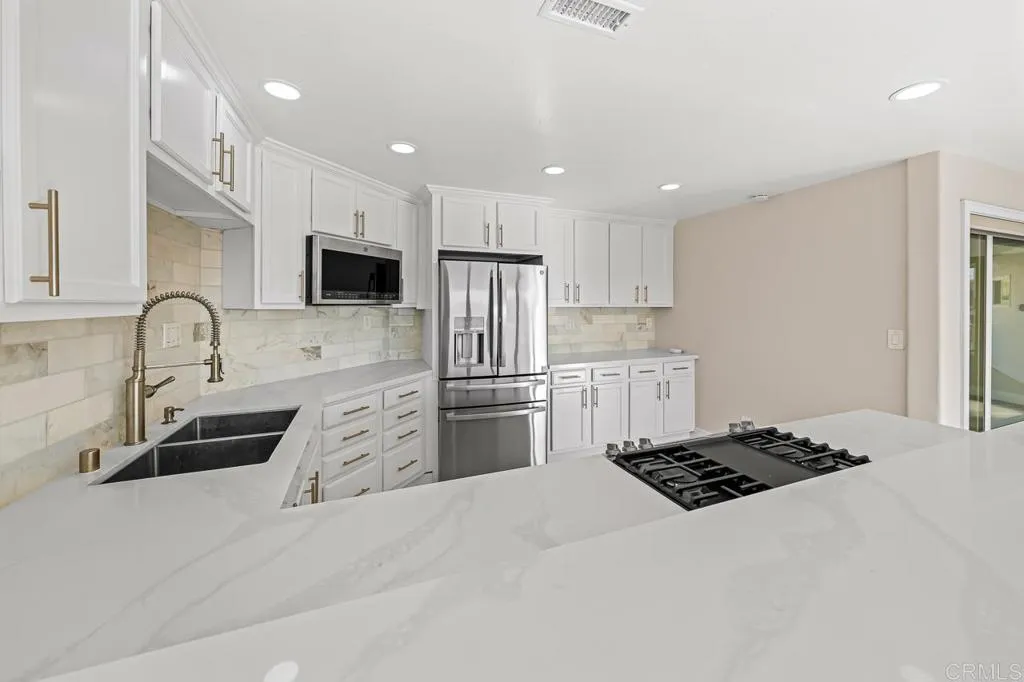 https://cdn.realtyfeed.com/cdn/127/306747377/47c59f76c444f055503d4239c2bb959c.webp