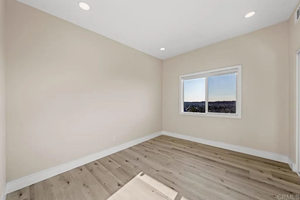 https://cdn.realtyfeed.com/cdn/127/306747377/a5a93904844419c72f0a6e4cbd8e68da.webp