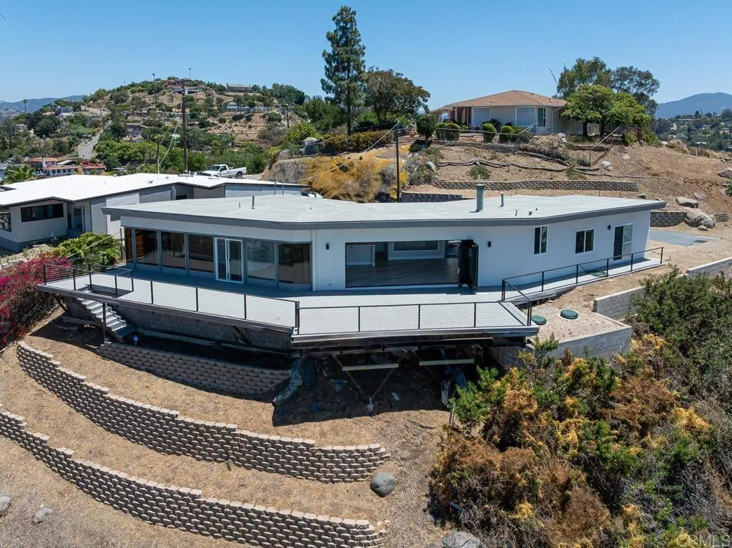 https://cdn.realtyfeed.com/cdn/127/306747377/a5b09909d35db4c605b9851f213ea395.webp