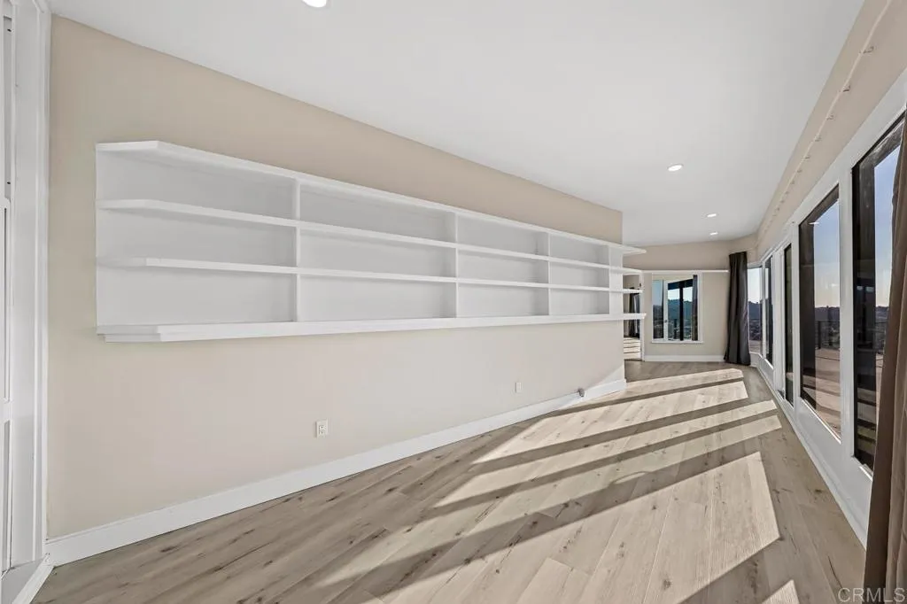https://cdn.realtyfeed.com/cdn/127/306747377/ab354722d4601a407565271c4eb6b5c9.webp