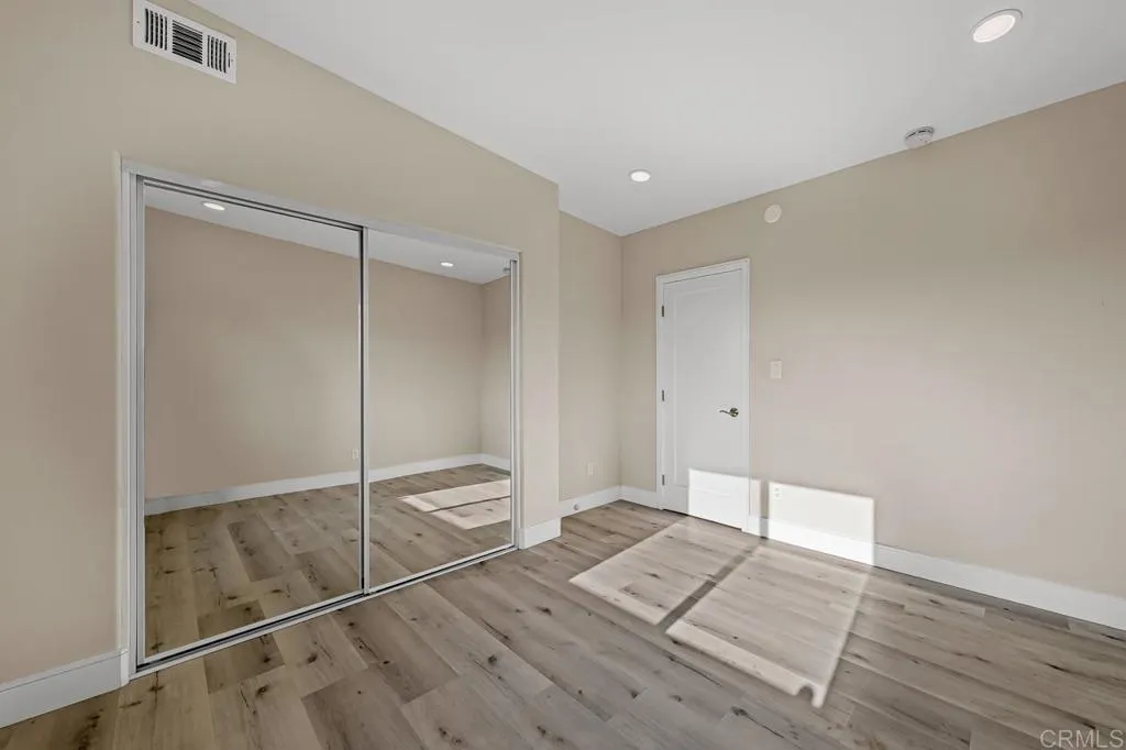 https://cdn.realtyfeed.com/cdn/127/306747377/cb8b2459d536e59279472591de03309a.webp
