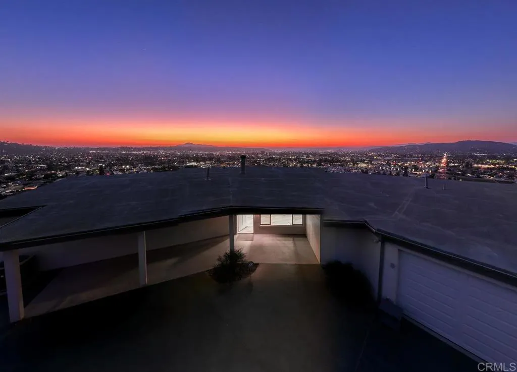 https://cdn.realtyfeed.com/cdn/127/306747377/f50fd740c0f619dbd00c2841a018dd11.webp