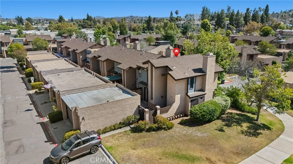 https://cdn.realtyfeed.com/cdn/127/306747381/2a5cc1f904635a7c50c5a1c1af88fc44.webp