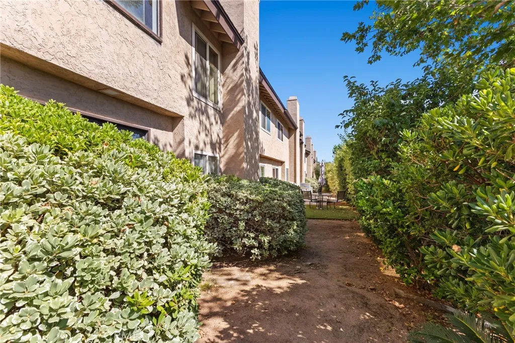 https://cdn.realtyfeed.com/cdn/127/306747381/959d57ed296d3d076b7a69a47b631099.webp