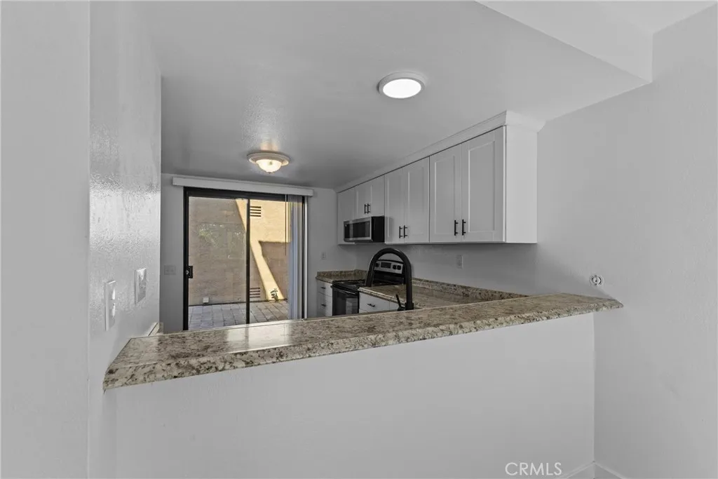 https://cdn.realtyfeed.com/cdn/127/306747381/c21ef9897dc3b57d2644305d87819f2a.webp