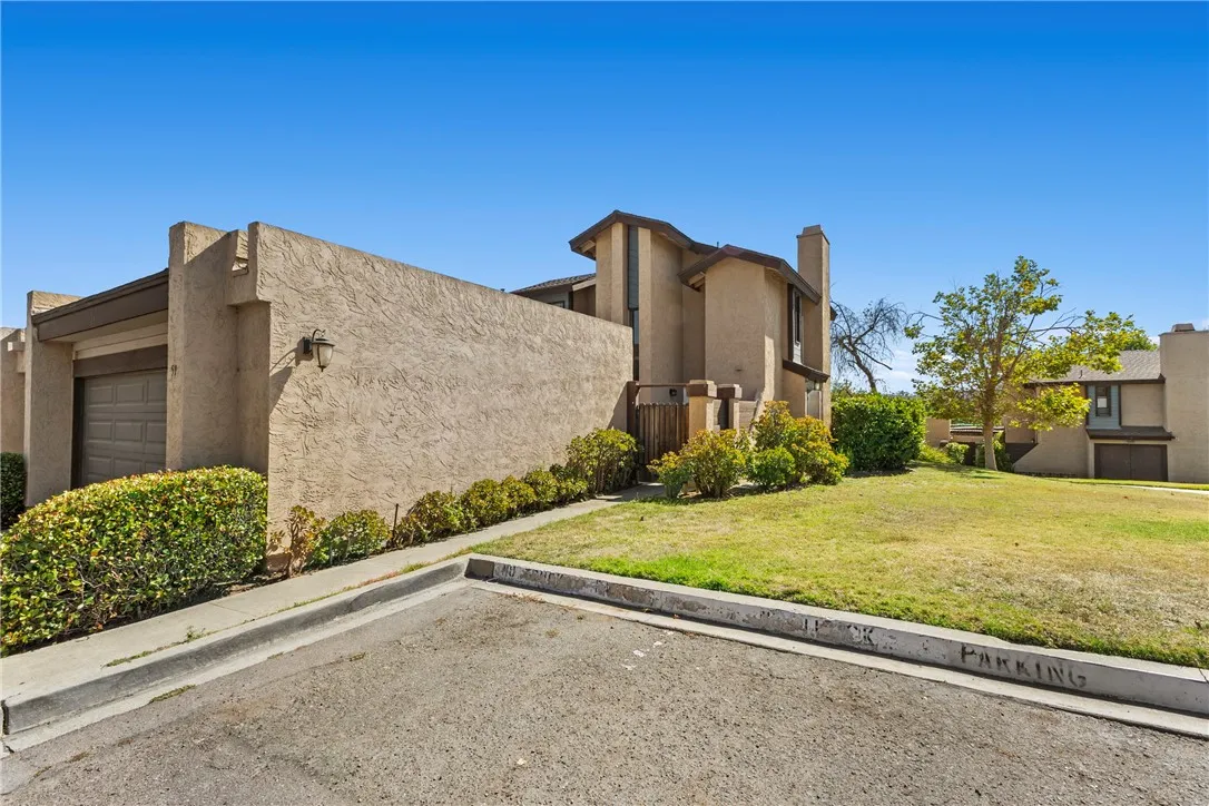 https://cdn.realtyfeed.com/cdn/127/306747381/cd1b0f7c5ae7303697b582b8810260b8.webp