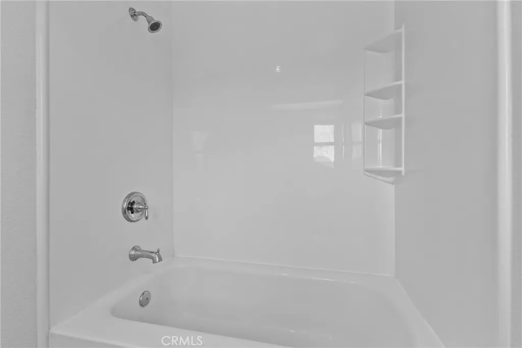 https://cdn.realtyfeed.com/cdn/127/306747381/df0c3d21b10c9c7dc3bb4cc5352514ed.webp