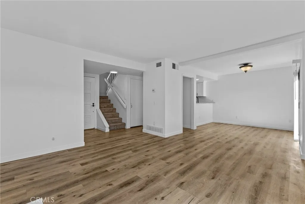 https://cdn.realtyfeed.com/cdn/127/306747381/e2745f038b84202c62c1529f589c1164.webp