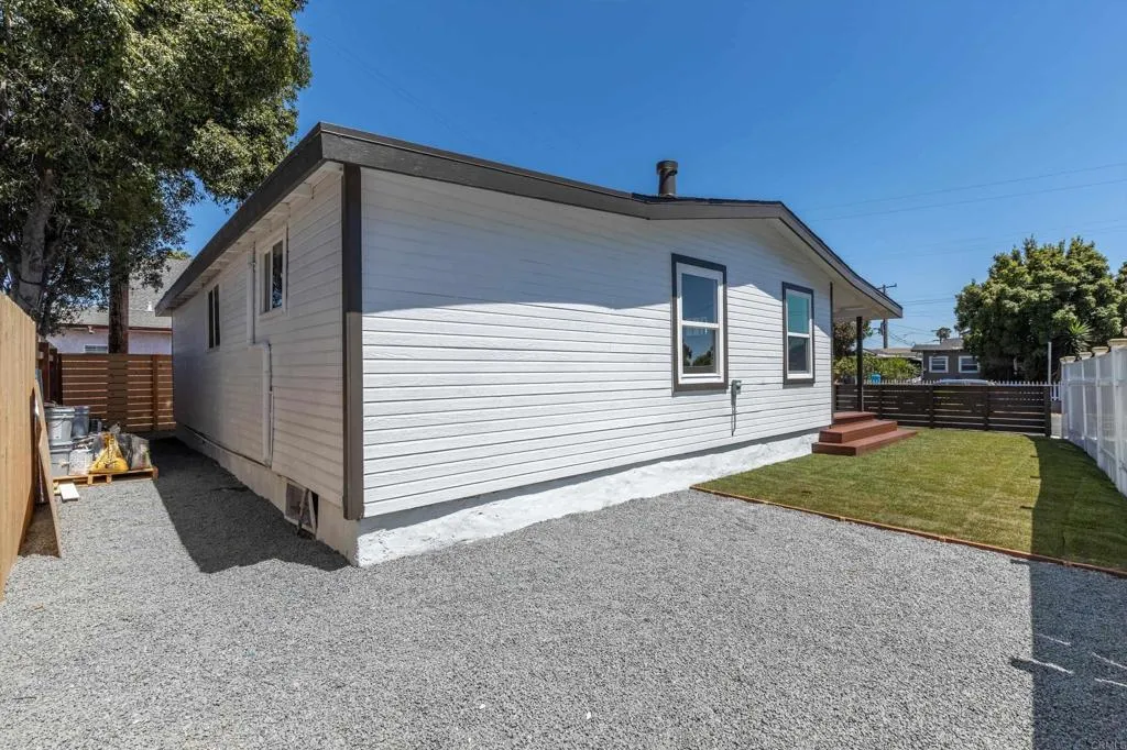 https://cdn.realtyfeed.com/cdn/127/306747383/713db71ece99be244faa8ecf41a20886.webp