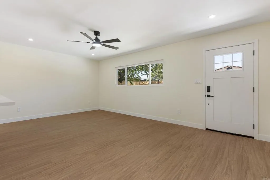 https://cdn.realtyfeed.com/cdn/127/306747383/7c27ec8434974ccb2eefad1fe2f8c175.webp