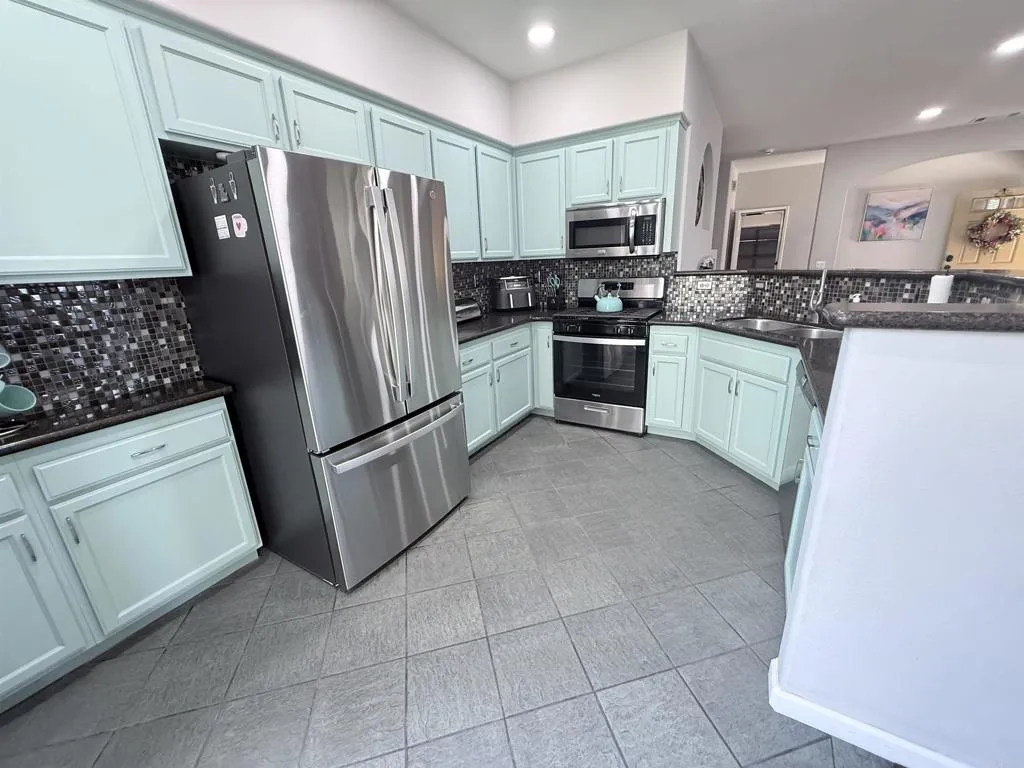 Photo #3: PTP2604695 Listing: Photo #3