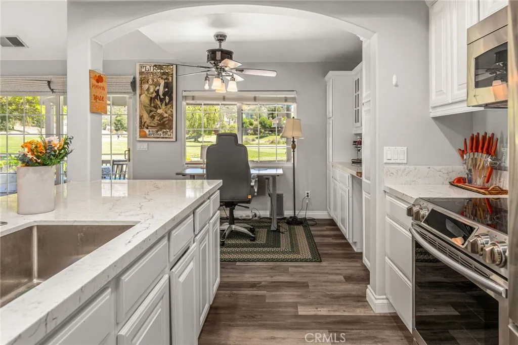 https://cdn.realtyfeed.com/cdn/127/306747412/f8e96d7c9593ad955732811b1aec8f2a.webp