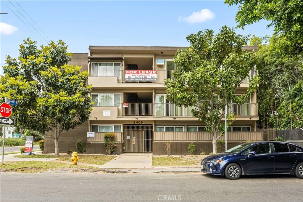 5409 Radford Avenue Unit 7, Valley Village, CA 91607 - Photo 2 of 24, Valley Village, CA