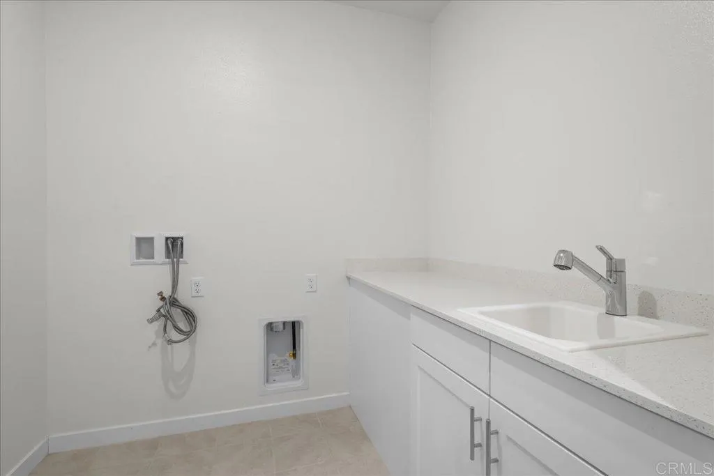 https://cdn.realtyfeed.com/cdn/127/306747436/5076f6bed3af02ae47e1fcf9aa4510cf.webp