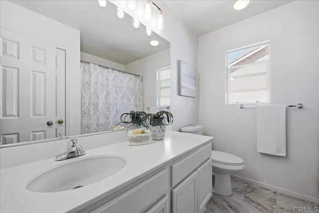 https://cdn.realtyfeed.com/cdn/127/306747508/432ef2797a3a9179236ea2d02bebcd7a.webp