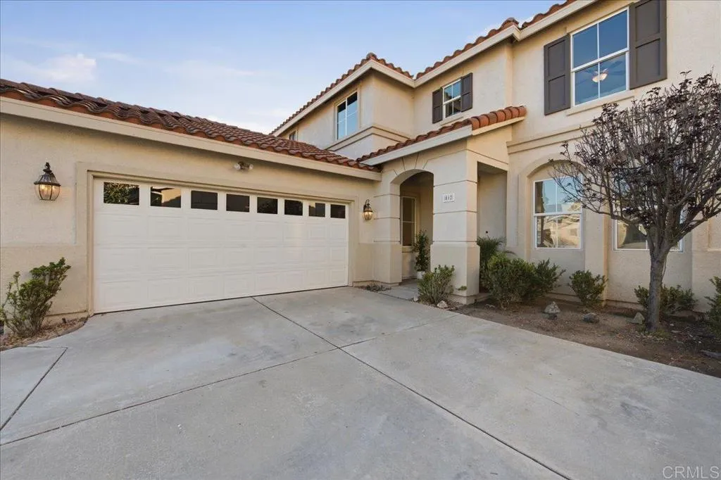 https://cdn.realtyfeed.com/cdn/127/306747508/895ad7d48ce7db5e257201daa2759fec.webp