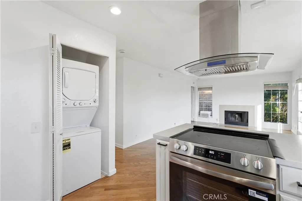 https://cdn.realtyfeed.com/cdn/127/306747510/24979b90866afe18d0a4ea2bb4acffd8.webp