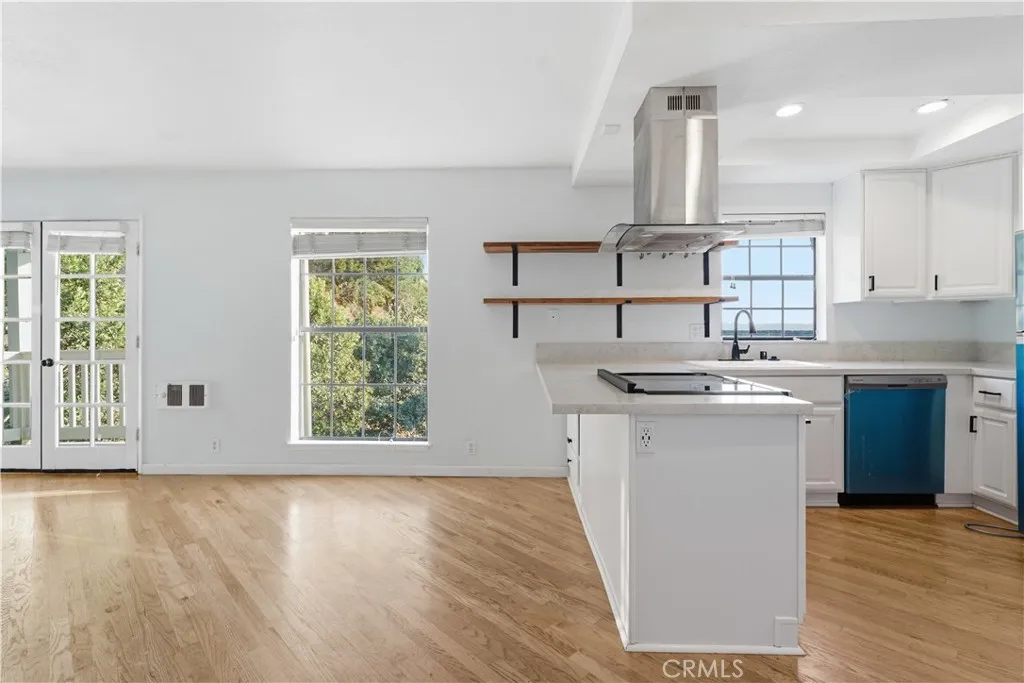 https://cdn.realtyfeed.com/cdn/127/306747510/aa4ee2ea492643767dfab5c61eee0e00.webp
