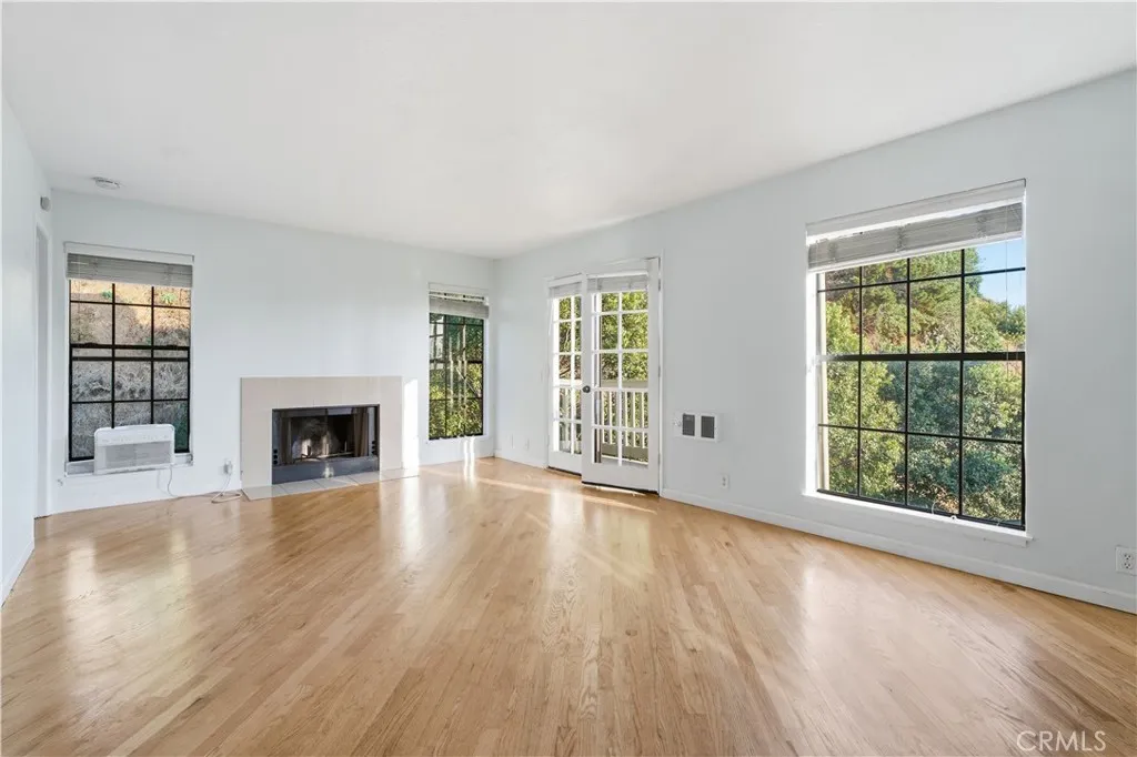 https://cdn.realtyfeed.com/cdn/127/306747510/d4a22472d12d25775b6ba45244be25d9.webp
