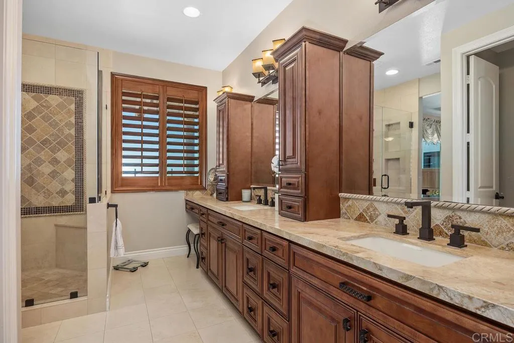 https://cdn.realtyfeed.com/cdn/127/306747568/8a7144a9b067af95554e24be35c8ffd4.webp