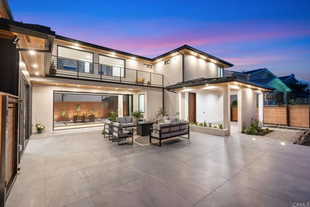 https://cdn.realtyfeed.com/cdn/127/306747586/171420ba0c63f802ba57de7a1e61abbb.webp