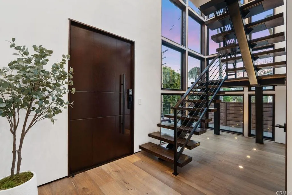https://cdn.realtyfeed.com/cdn/127/306747586/1f2a9f791a1613eae11fbab05af55aee.webp