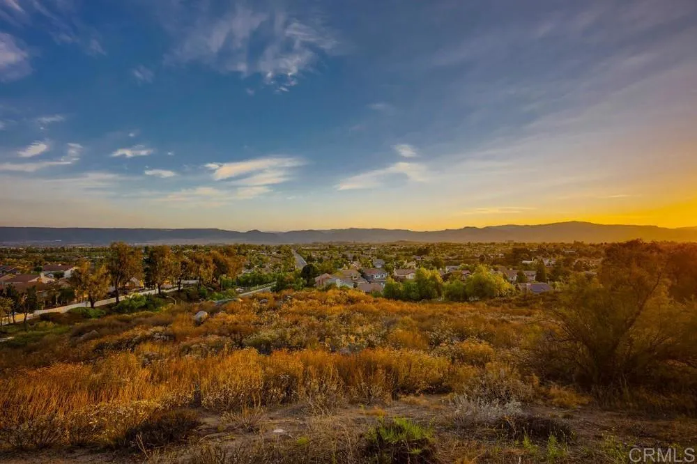 39912 Hillsboro Circle, Murrieta, CA 92562 - Photo 3 of 31, Murrieta, CA