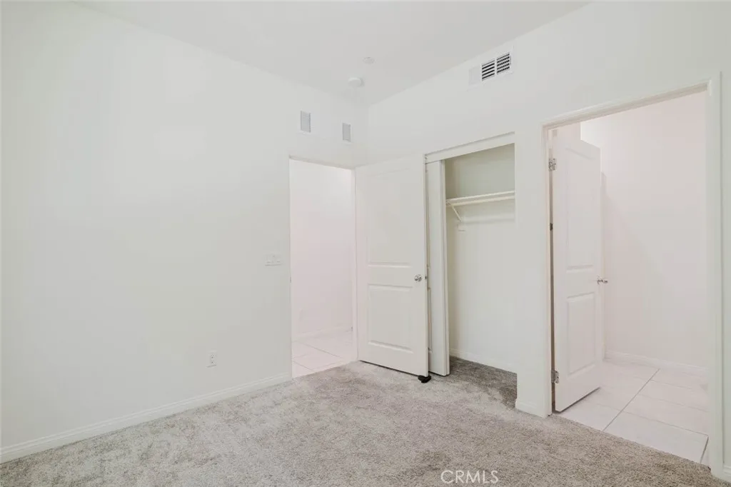 Northridge, CA 91325